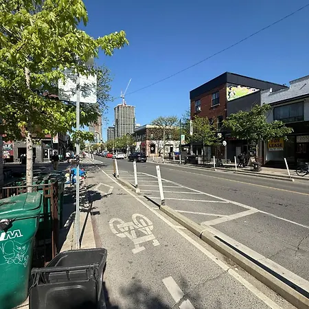 Toronto Budget Central Stay